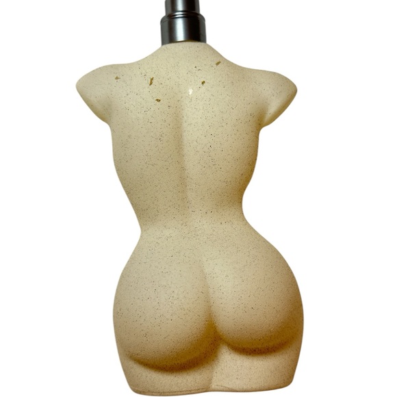 KKW Body ll - Picture 2 of 4